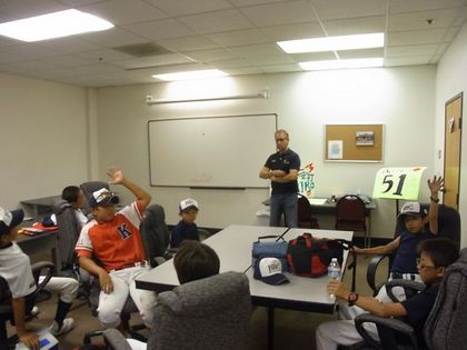 baseball-com1-258221[1]