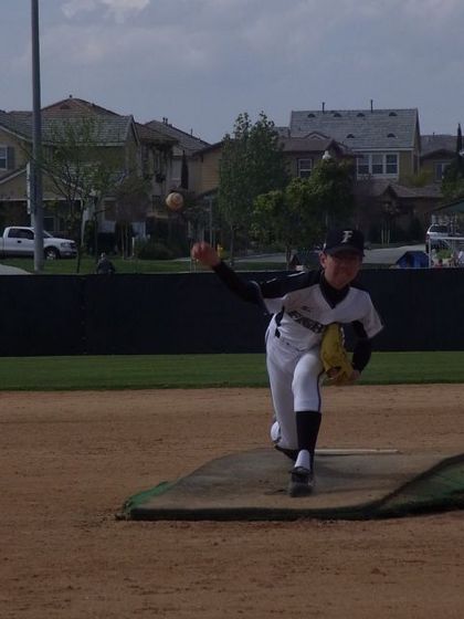 baseball-com1-229477[1]