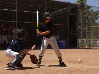 baseball-com1-421856[1]
