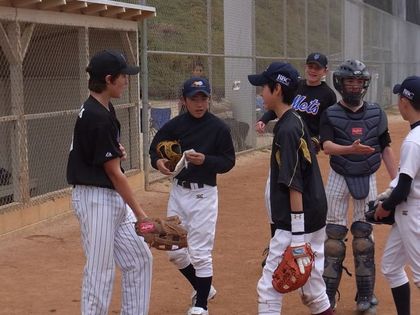 baseball-com1-311200[1]