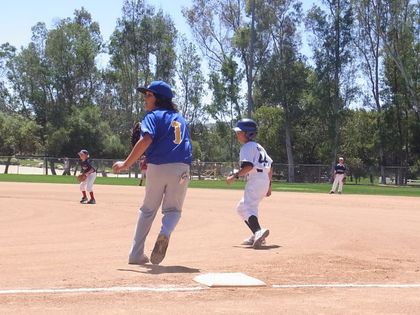 baseball-com1-258512[1]