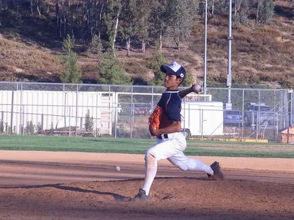 baseball-com1-257979[1]
