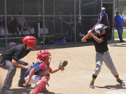 baseball-com1-421819[1]