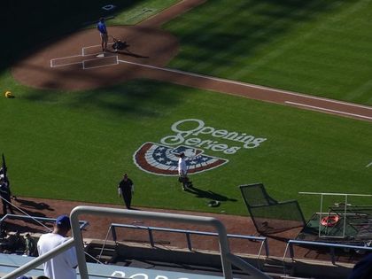 baseball-com1-229093[1]