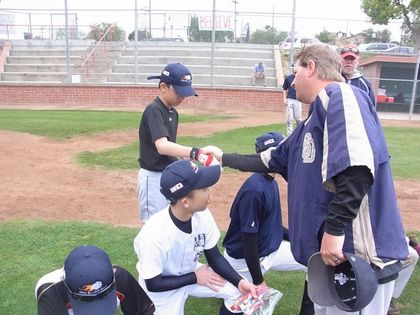 baseball-com1-311182[1]