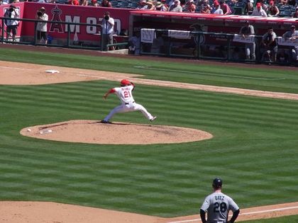 baseball-com1-341111[1]
