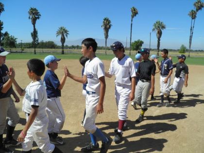baseball-com1-421838[1]