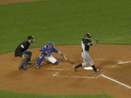 baseball-com1-228856[1]