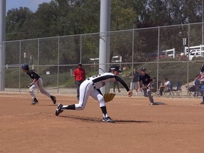 baseball-com1-229907[1]