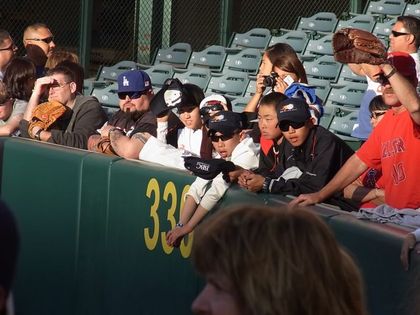 baseball-com1-311776[1]