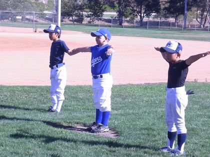 baseball-com1-257922[1]