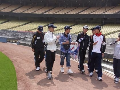 baseball-com1-310921[1]