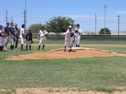 baseball-com1-420035[1]