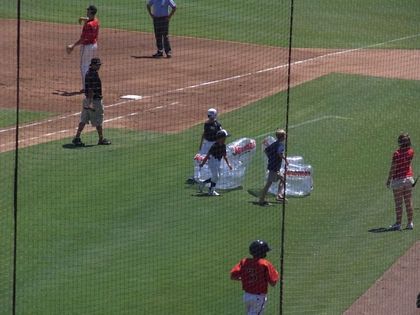 baseball-com1-257105[1]