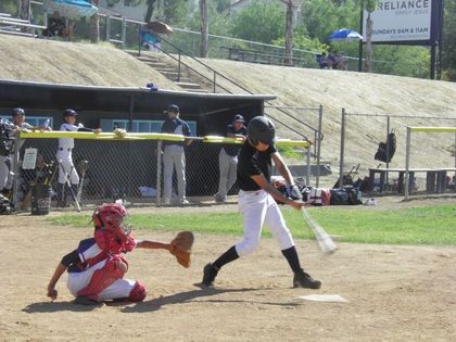 baseball-com1-420053[1]