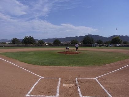 baseball-com1-339969[1]