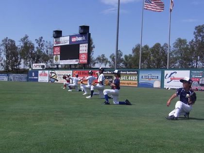 baseball-com1-257109[1]