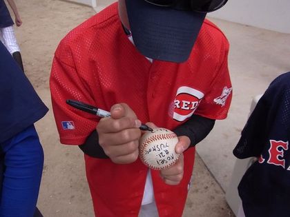 baseball-com1-311498[1]