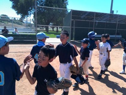 baseball-com1-421840[1]