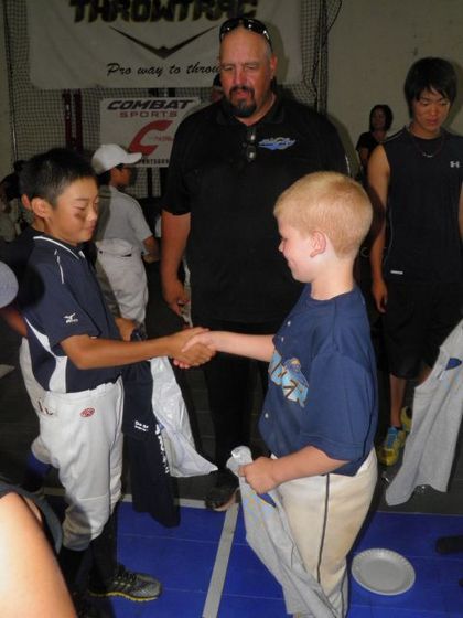 baseball-com1-421843[1]