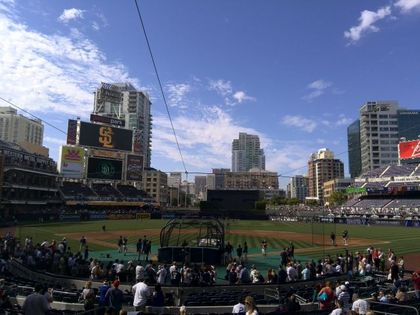 baseball-com1-421070[1]