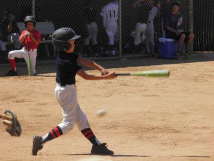baseball-com1-421854[1]