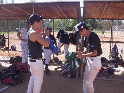 baseball-com1-258553[1]