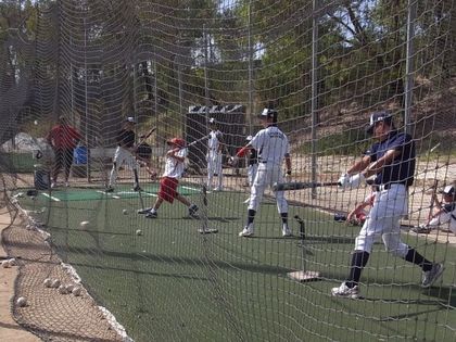 baseball-com1-257116[1]