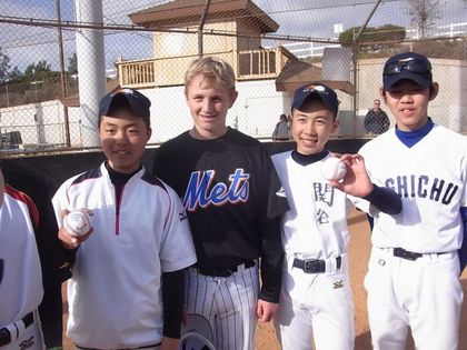 baseball-com1-311208[1]