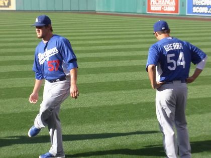 baseball-com1-311773[1]