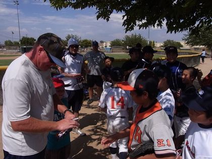 baseball-com1-339964[1]