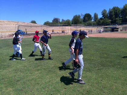 baseball-com1-420310[1]