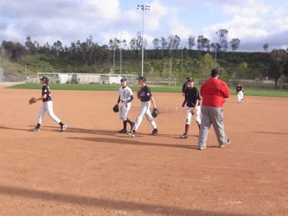 baseball-com1-311203[1]