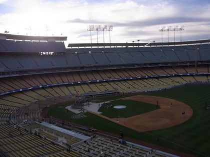 baseball-com1-228852[1]