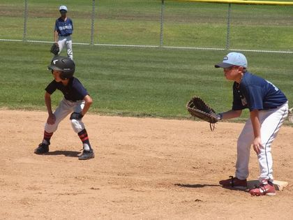 baseball-com1-421858[1]