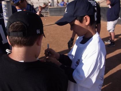 baseball-com1-229919[1]