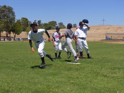 baseball-com1-420323[1]