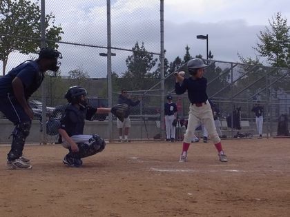 baseball-com1-229473[1]
