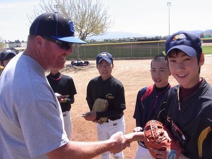 baseball-com1-310679[1]