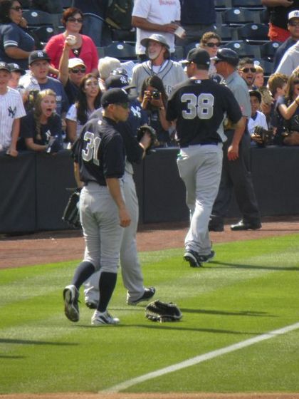 baseball-com1-421072[1]