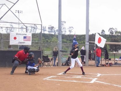 baseball-com1-311481[1]