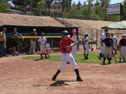 baseball-com1-420335[1]