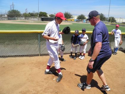 baseball-com1-420031[1]
